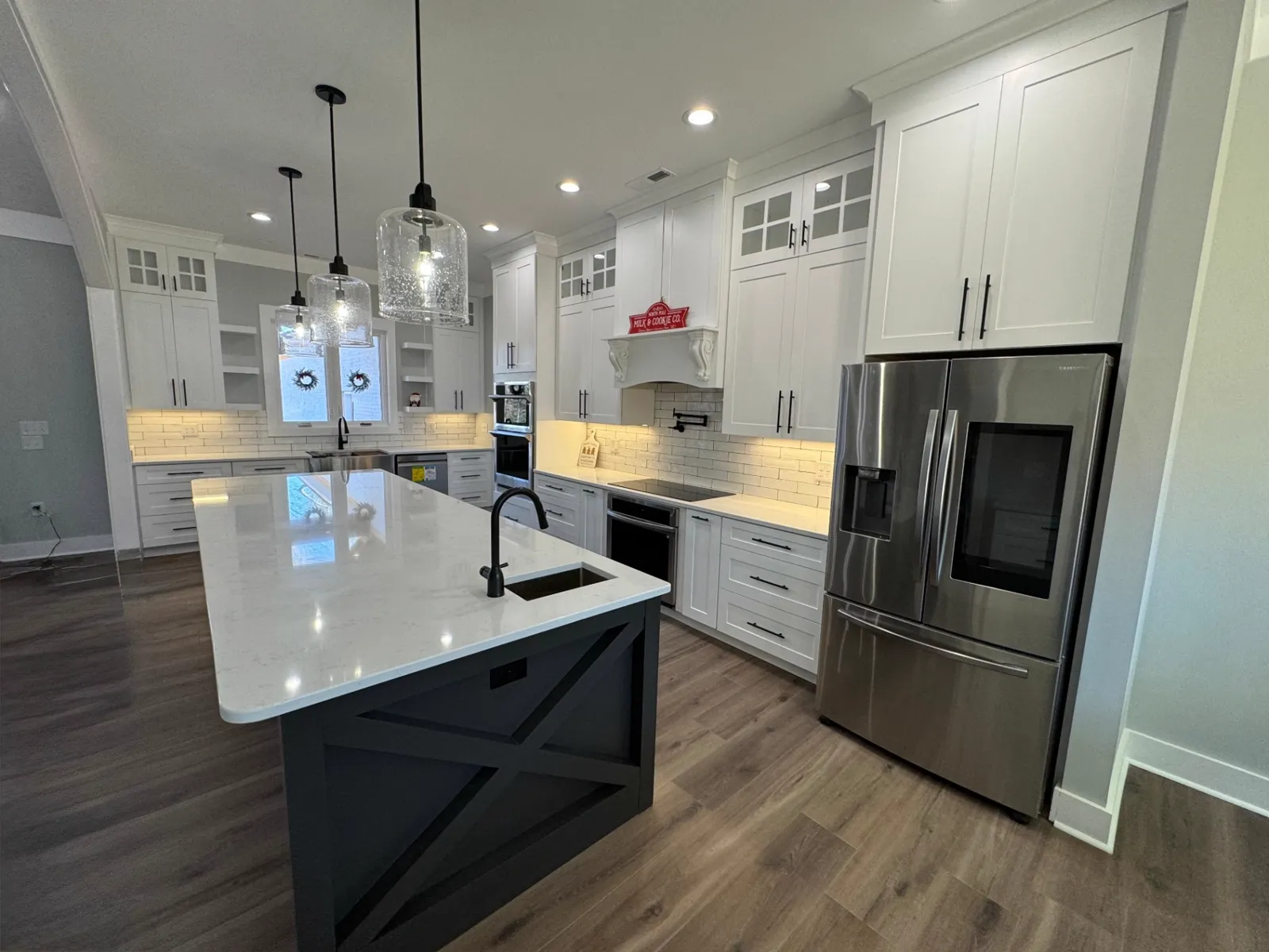 Shaker kitchen with navy island
